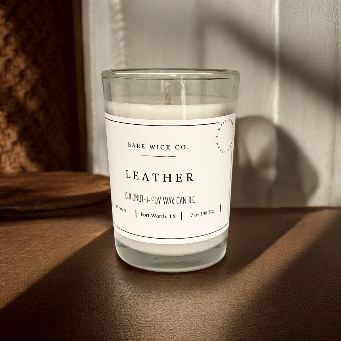 Leather 7 oz Candle